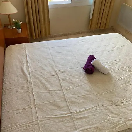 Premiere Ligne De Avec Piscine Apartament *